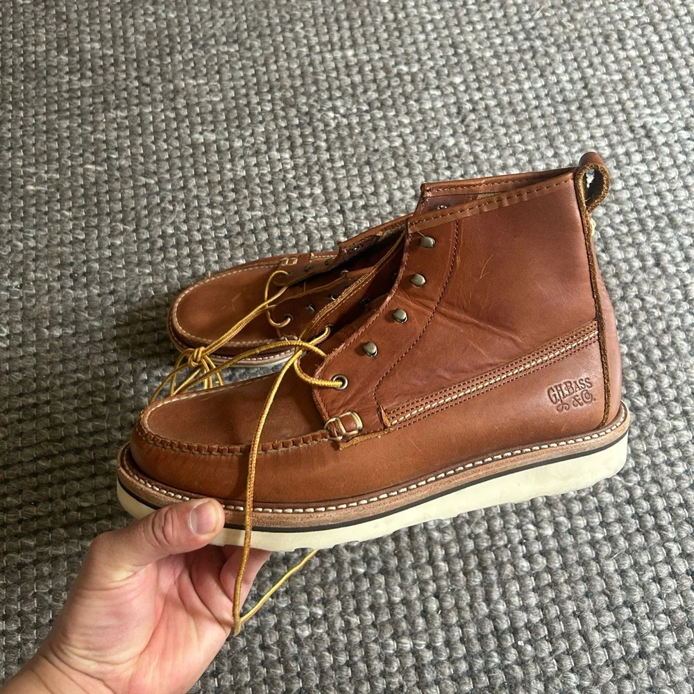 G.H. Bass & Co. Brown Leather Moc Toe Lace-Up Boots w/ Vibram soles